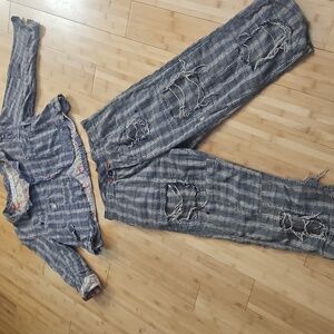 Magnolia Pearl Suit Set